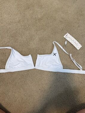 Boutine LA White Triangle Bikini Top
